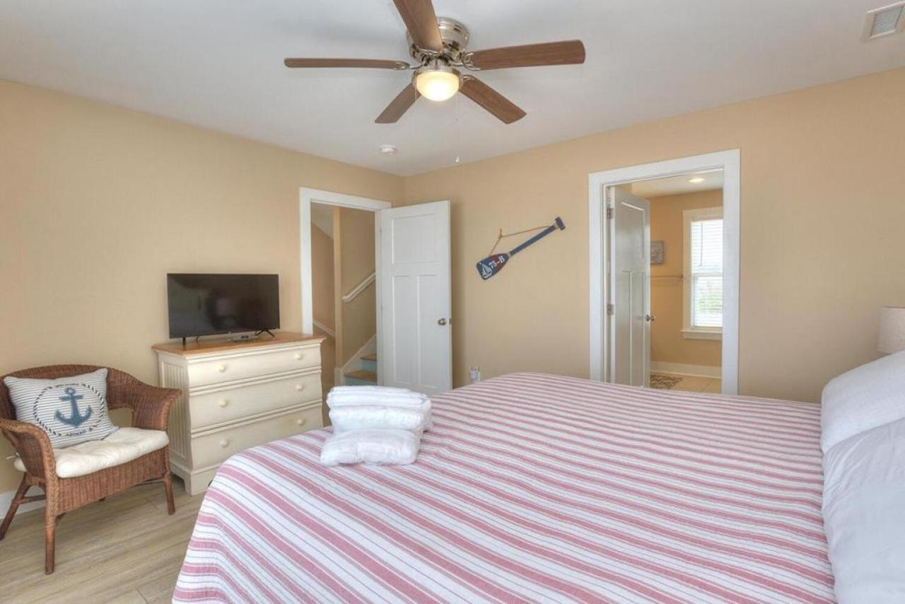 Fishizzle Villa Oak Island Buitenkant foto